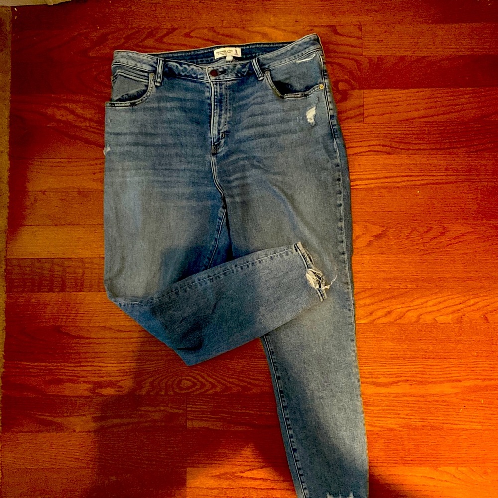 Abercrombie & Fitch High Rise Blue Jeans